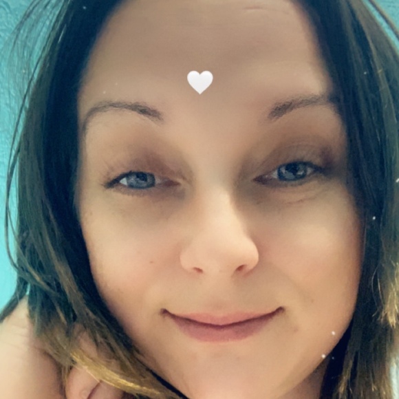 Meet your Posher, Terra - Picture 1 of 1